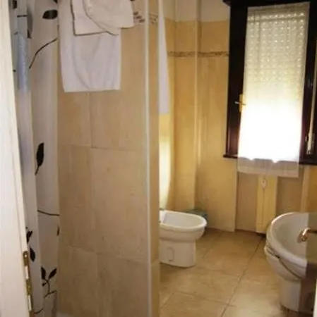 Albi Otel 2*