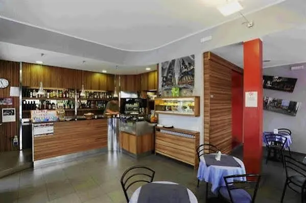 Hotel Albi 2*