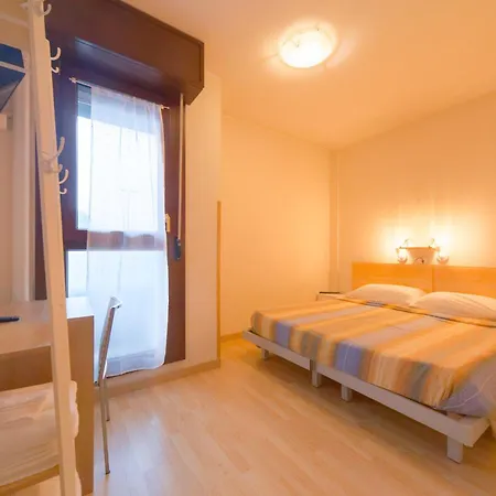 Albi Hotel