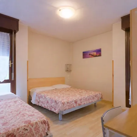 Albi Hotel 2*