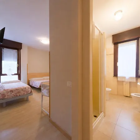 Hotel Albi 2*